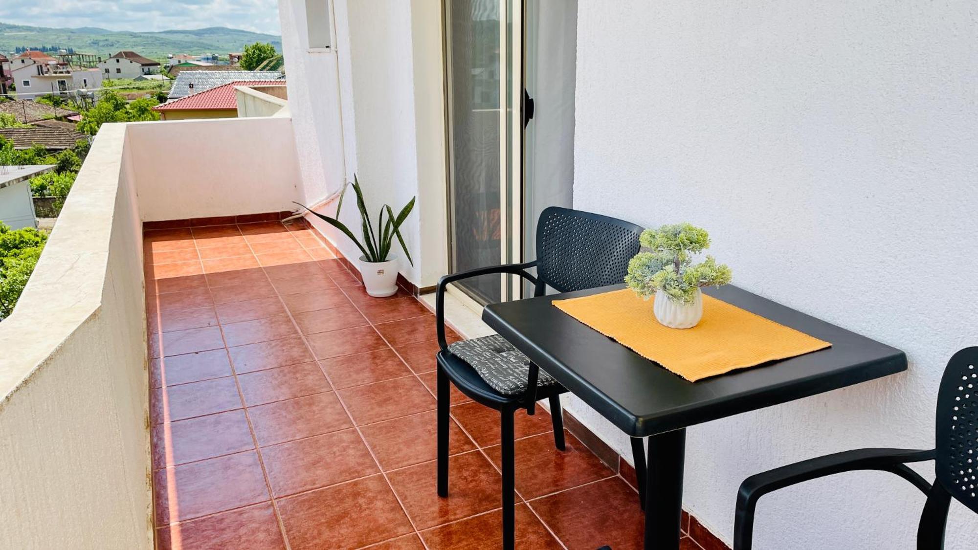 Green Trails Apartment - Fully Renovated With Mountain View Divjake Exterior foto